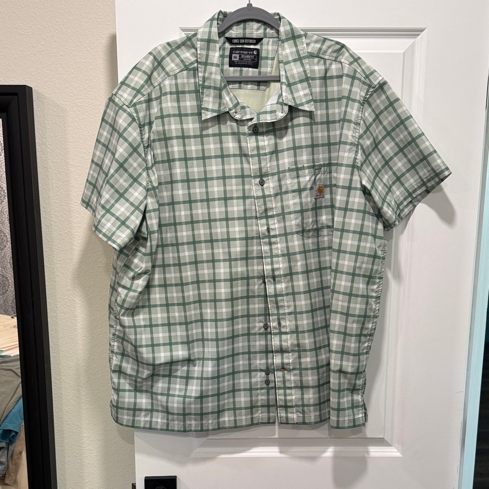 Carhartt Men's Green Plaid Button-Down Shirt